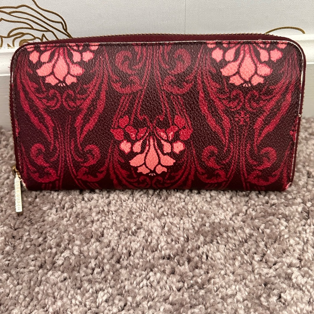 Tory Burch Wallet - Picture 3 of 6